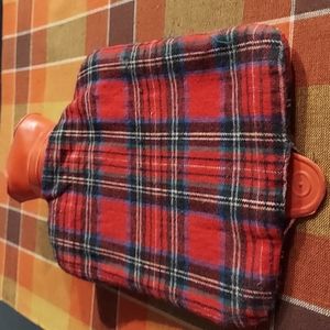 Hot water bottle